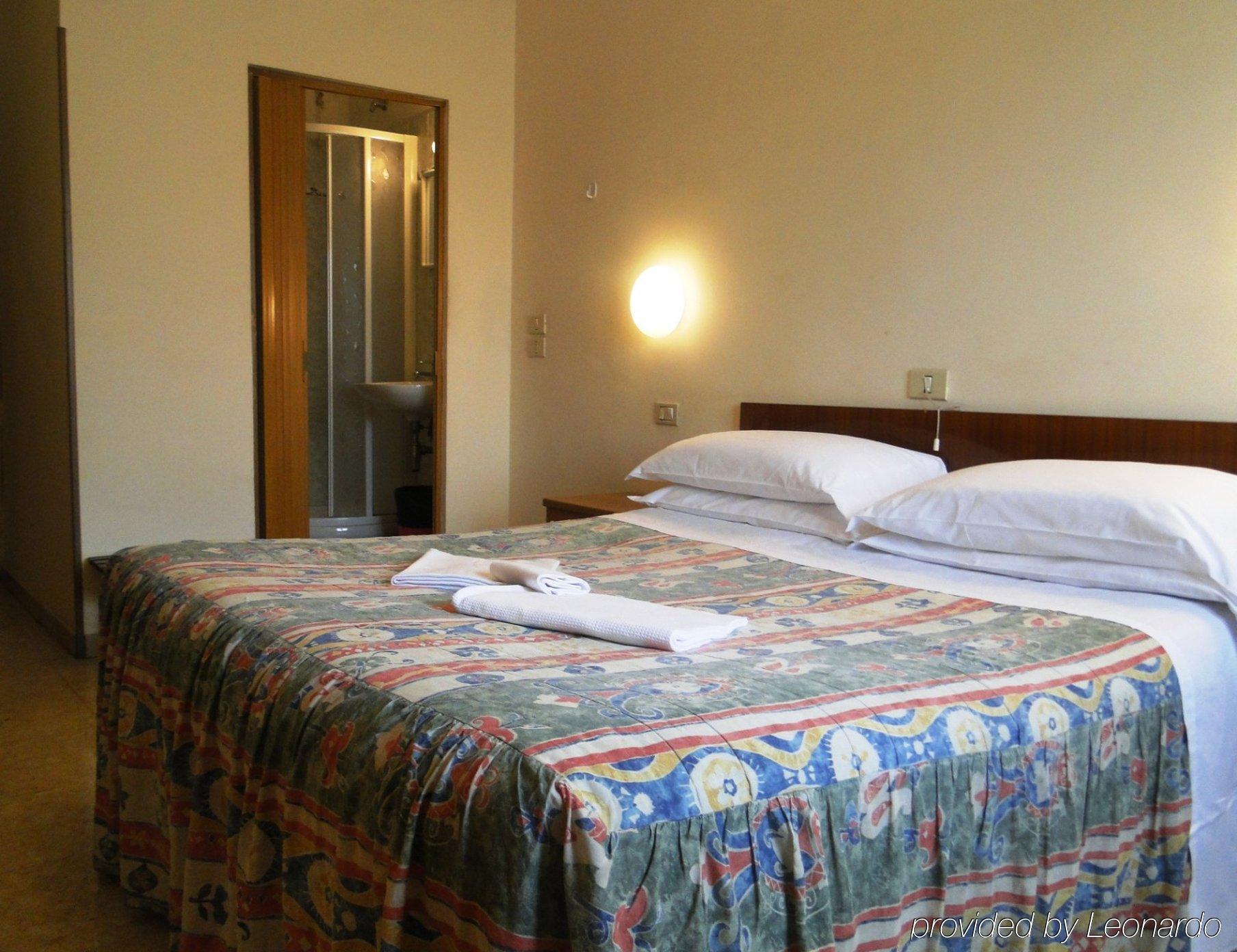 Hotel Ottaviani Florencia Exterior foto