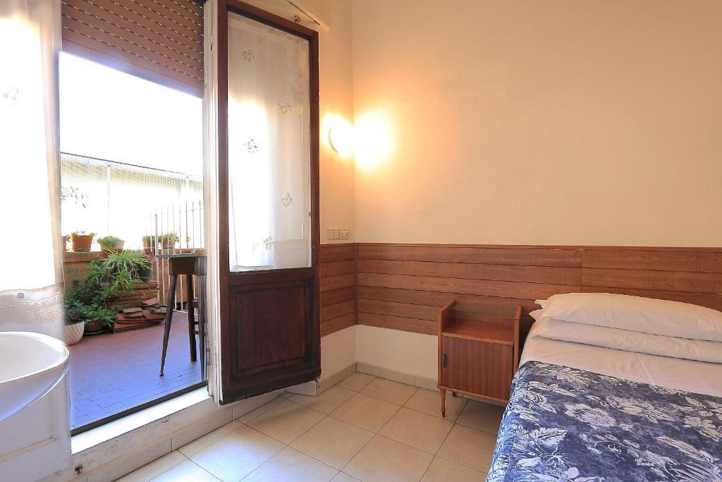 Hotel Ottaviani Florencia Exterior foto