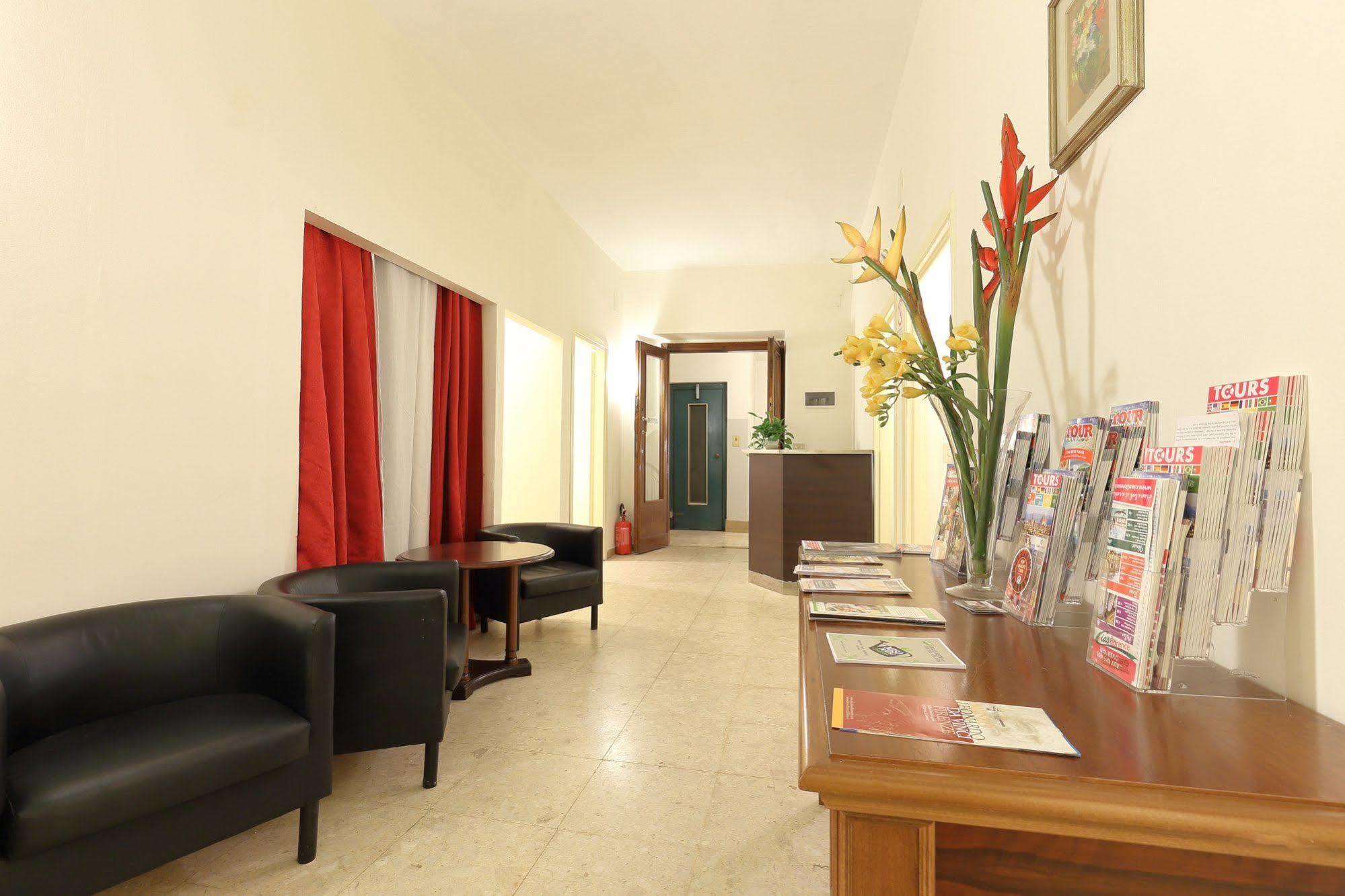 Hotel Ottaviani Florencia Exterior foto