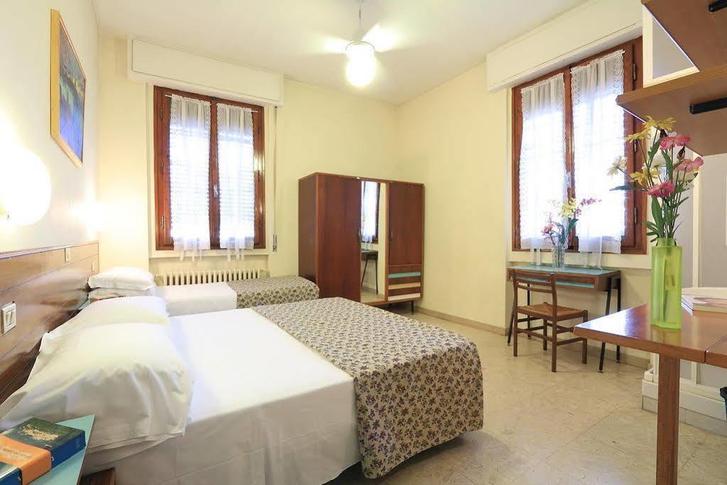 Hotel Ottaviani Florencia Exterior foto